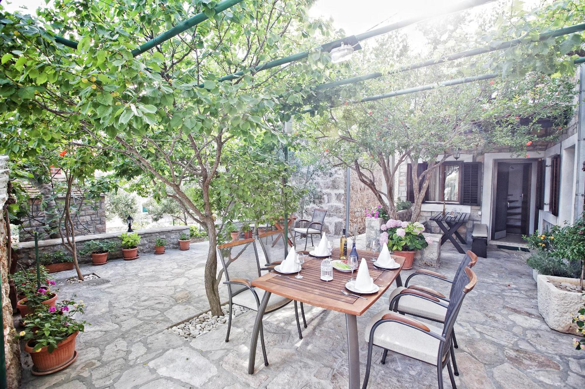 Paradise Stone Apartments ボル 部屋 写真
