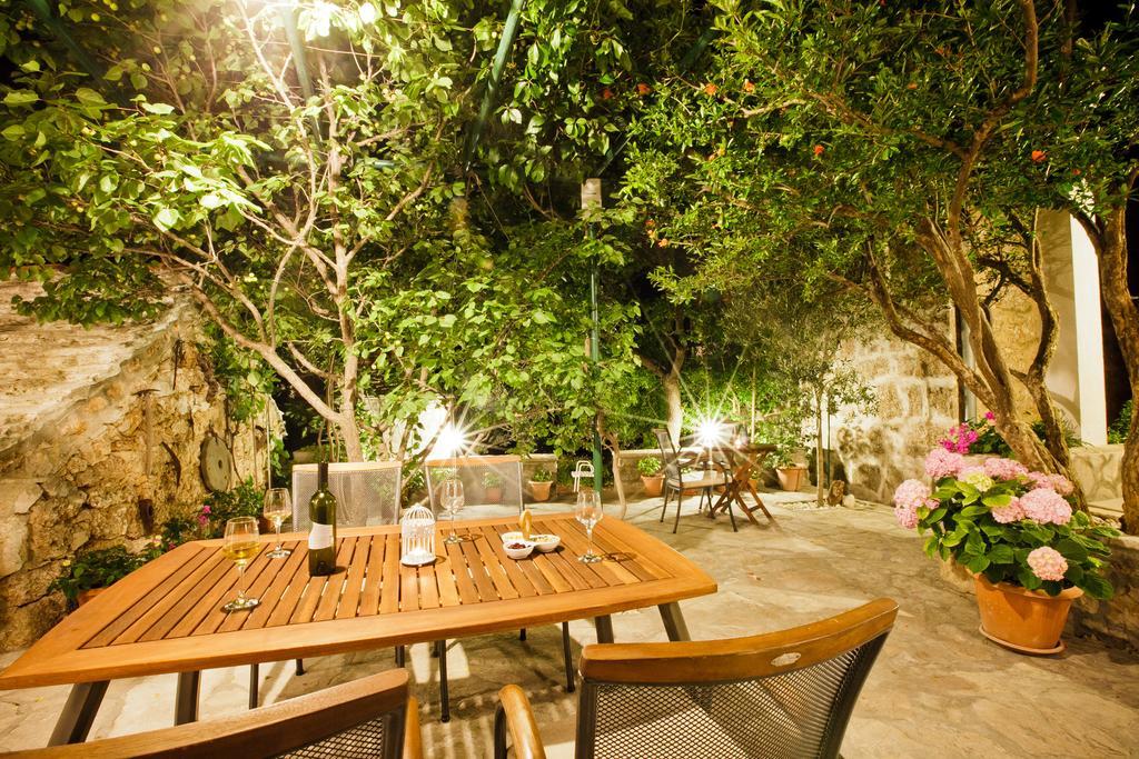 Paradise Stone Apartments ボル エクステリア 写真