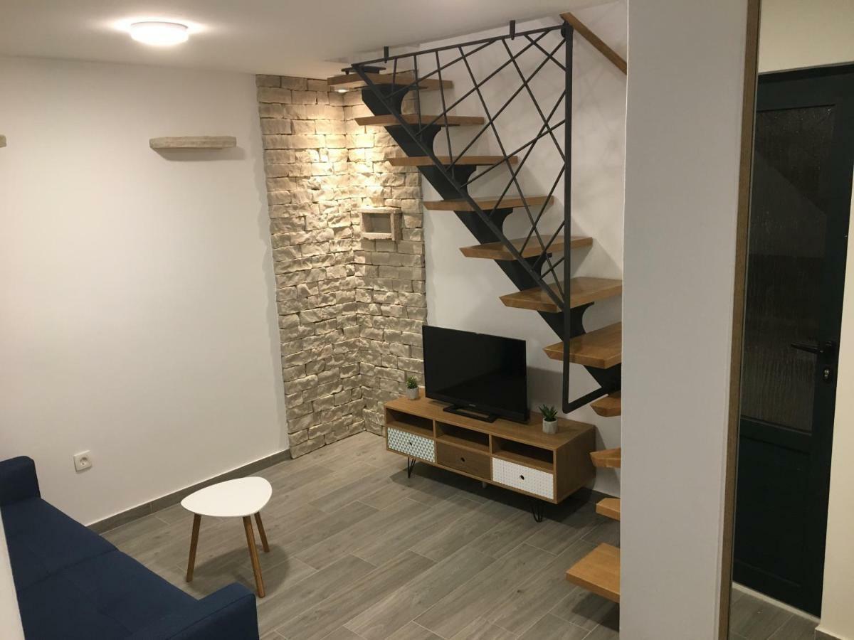 Paradise Stone Apartments ボル エクステリア 写真